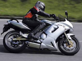 Forfalske Afskedigelse temperament KAWASAKI ER-6F Motorbike Reviews | MCN