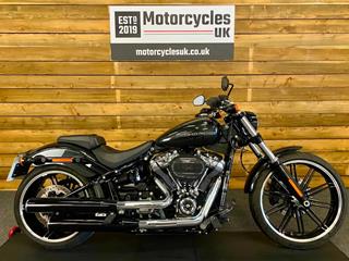 HARLEY-DAVIDSON BREAKOUT 
