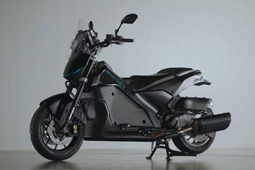 Yamaha prototype hybrid motorcycle blends a petrol power with not one but two electric motors