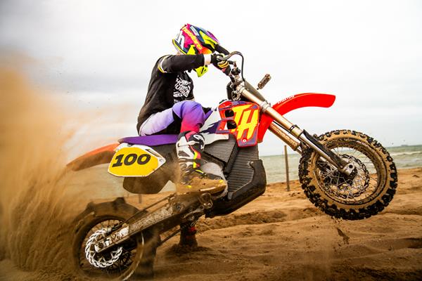 Silent but violent! Electric Stark Varg pays tribute to Honda's CR500 in one-off beach racer build