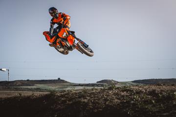 Revised KTM 690 SMC R and Enduro R become most powerful singles on the UK market
